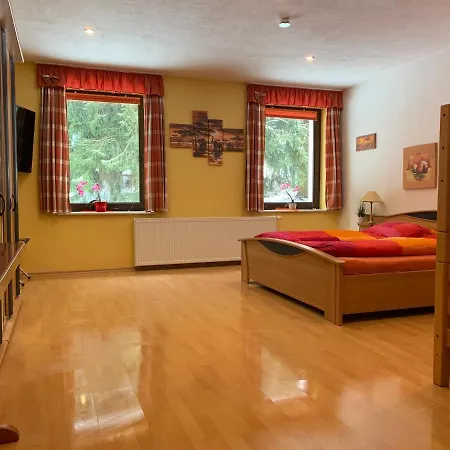 Poehlbergblick Guest house *
